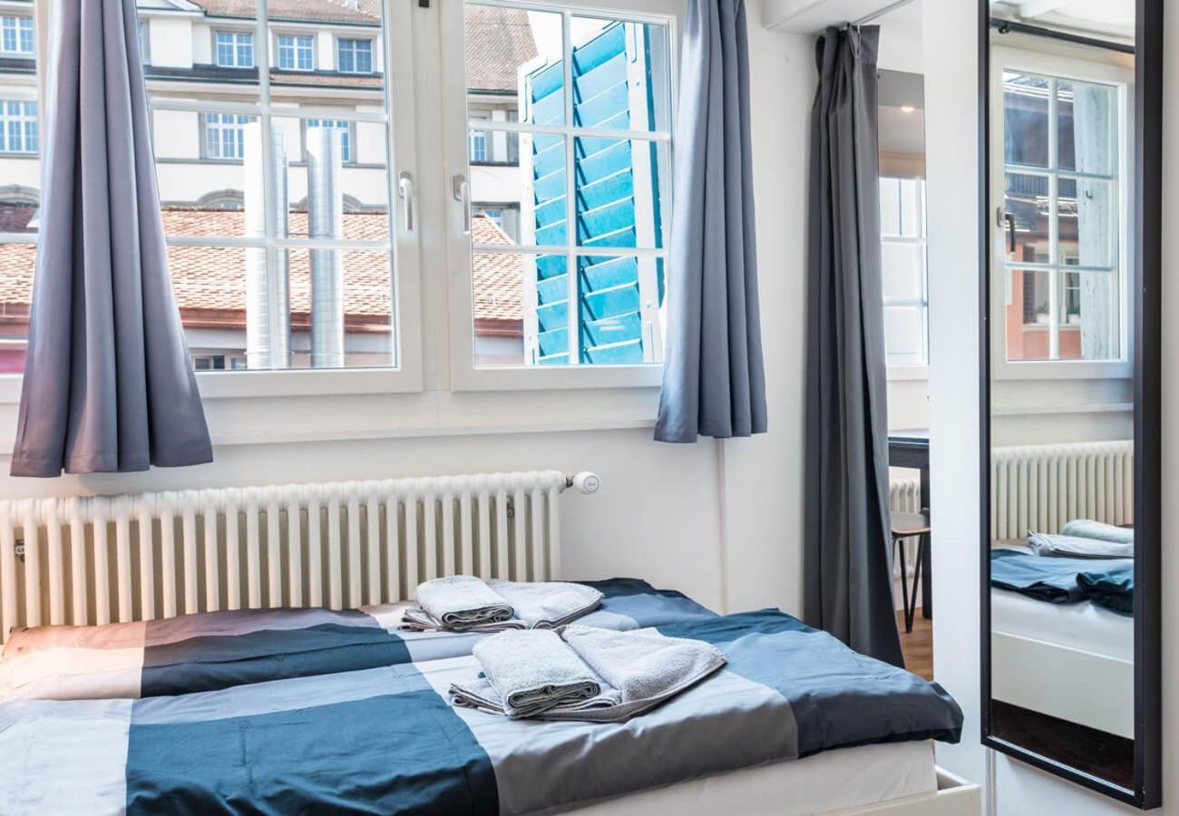 Hitrental Schmidgasse - Apartments ซูริก ภายนอก รูปภาพ