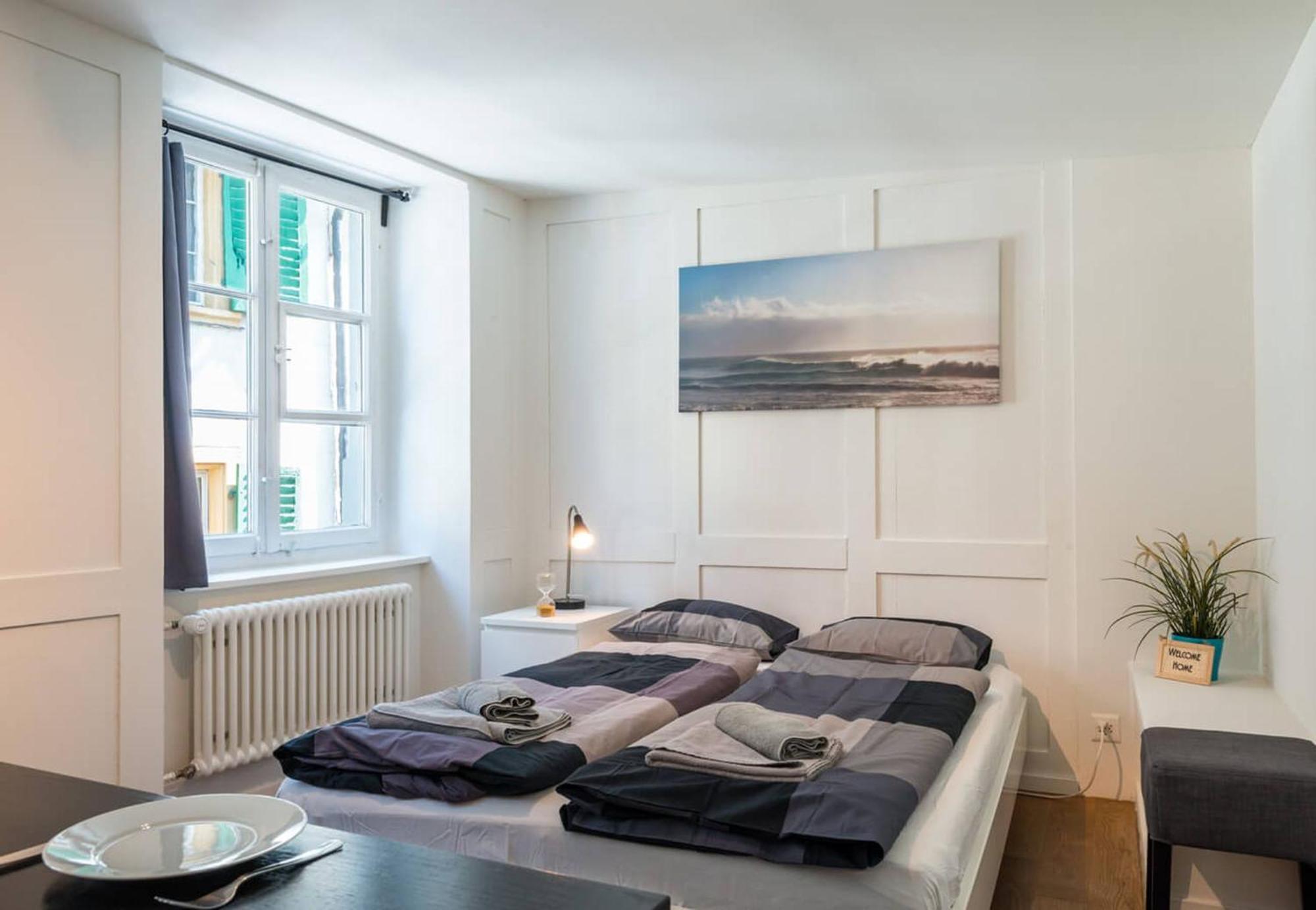 Hitrental Schmidgasse - Apartments ซูริก ภายนอก รูปภาพ