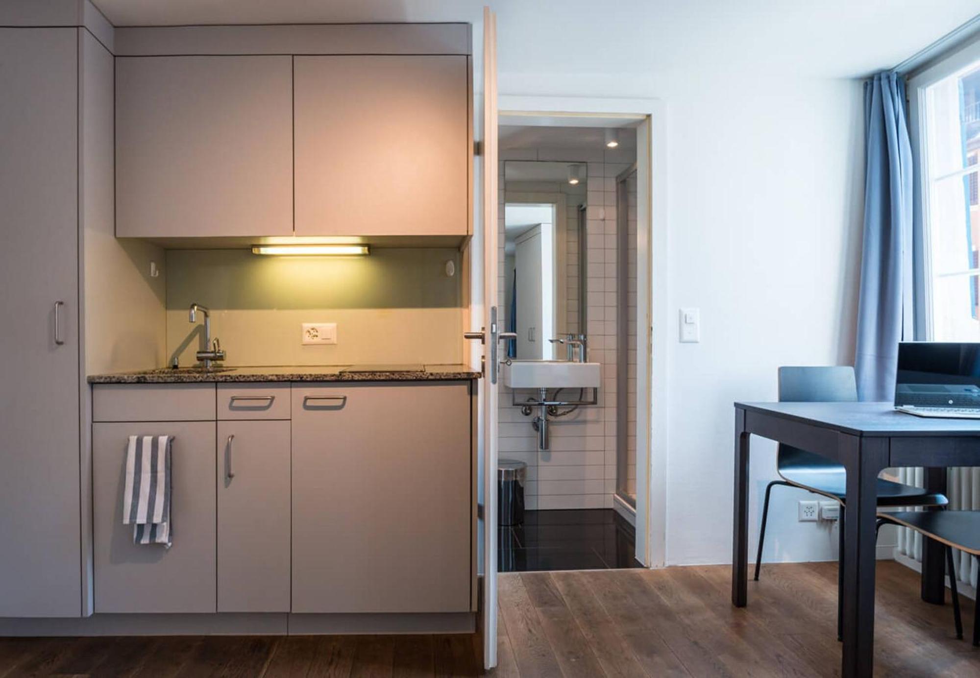 Hitrental Schmidgasse - Apartments ซูริก ภายนอก รูปภาพ