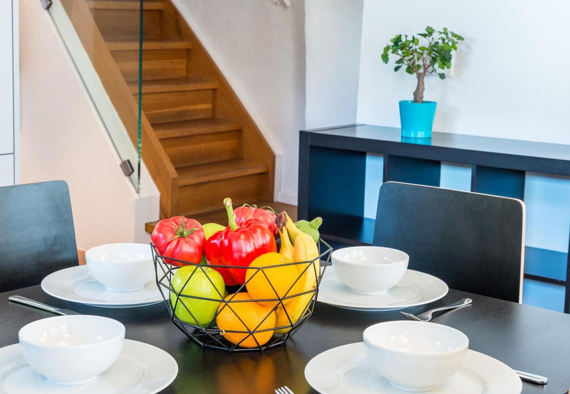 Hitrental Schmidgasse - Apartments ซูริก ภายนอก รูปภาพ
