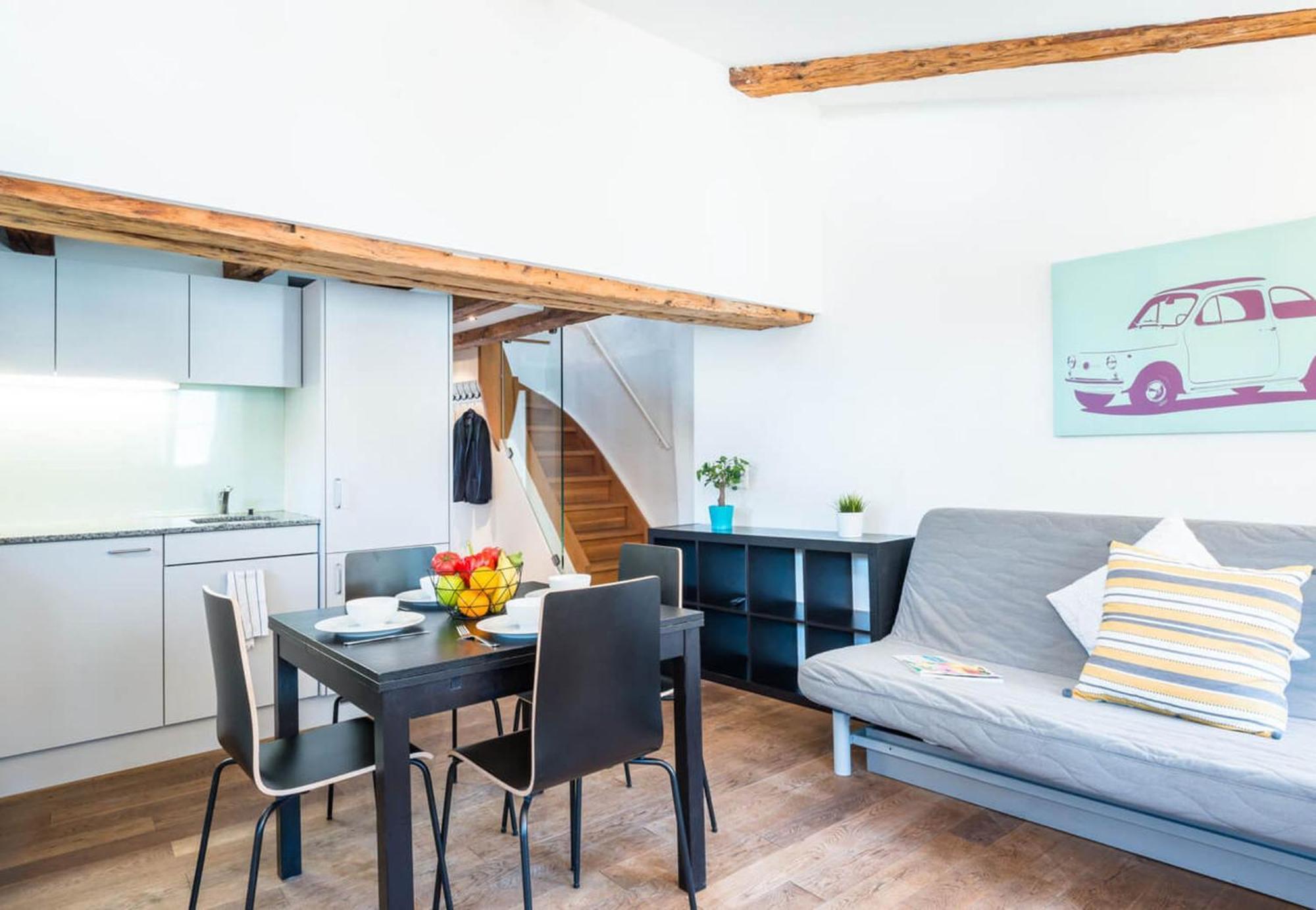 Hitrental Schmidgasse - Apartments ซูริก ภายนอก รูปภาพ